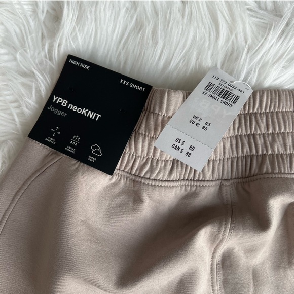 NWT! Abercrombie Fitch YPB Neoknit Jogger Sweatpants XXS Short Beige Tan - Picture 10 of 10